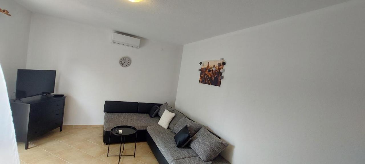 Radic Apartment Rogoznica (Sibenik-Knin)
