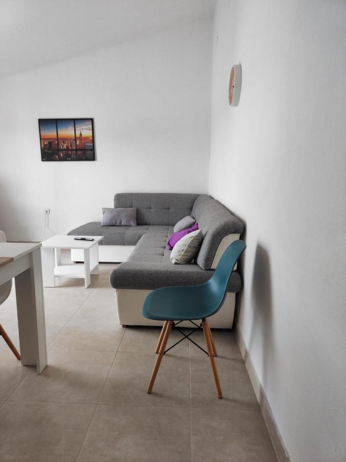 Radic Apartment *